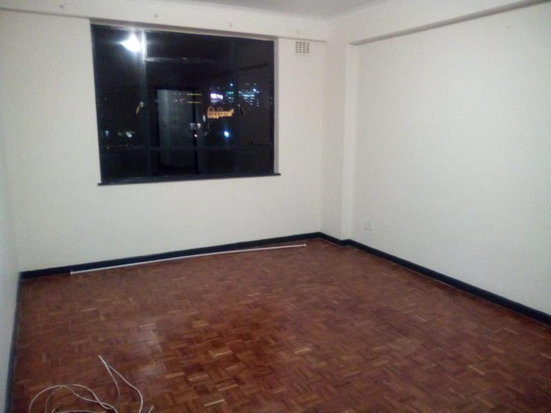 2 Bedroom Property for Sale in Gardens Western Cape
